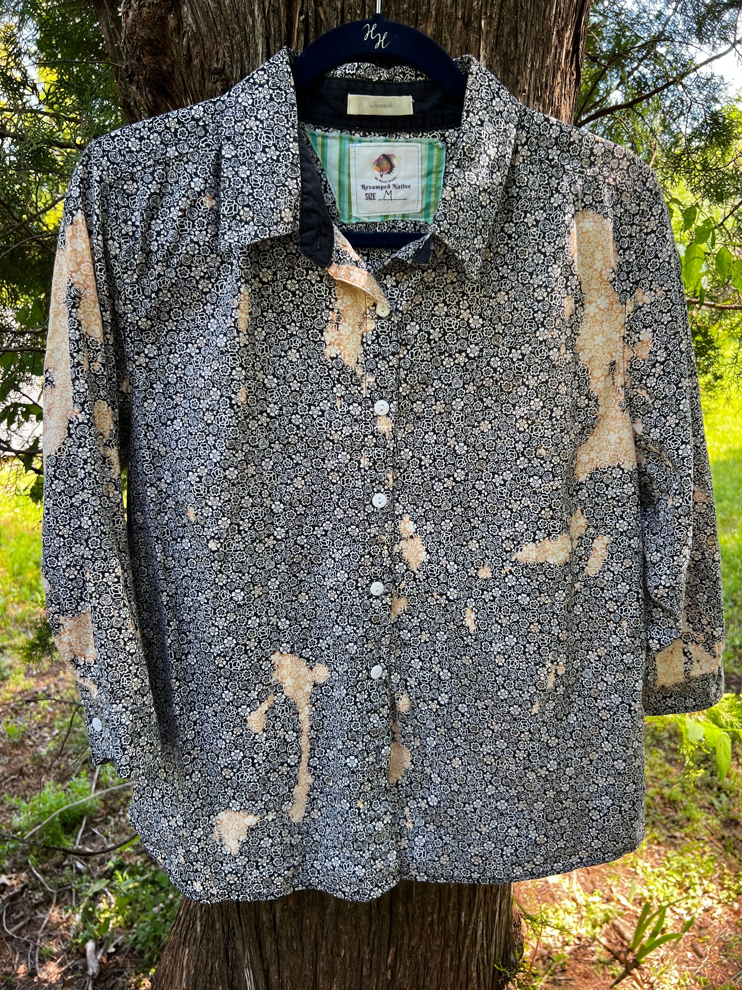 Playful Victorian Era Nude Models - Upcycled Bleached 3/4 Sleeve Button Up Shirt Size Medium